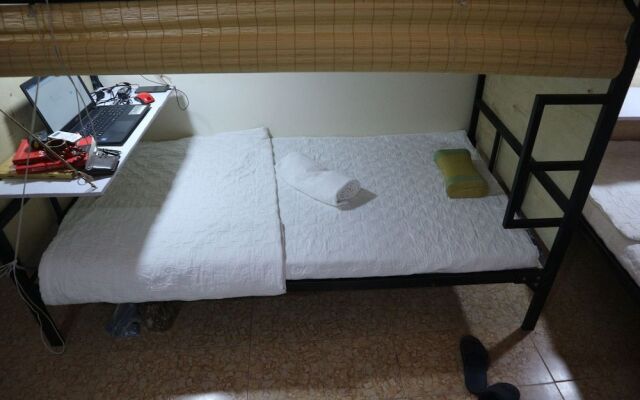 Dreambox Oxeraak Tan Binh - Hostel