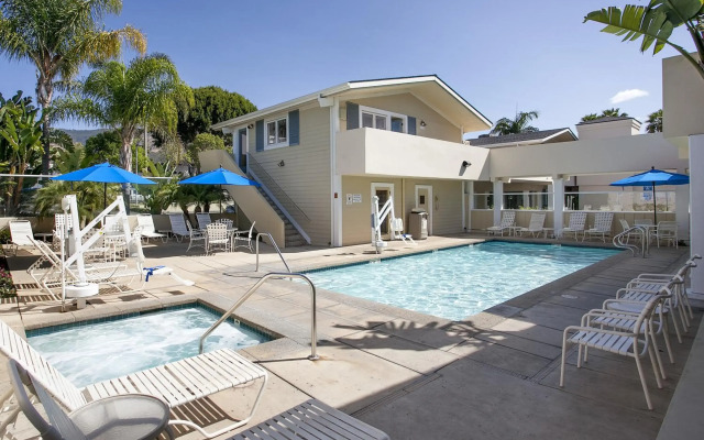 Sandpiper Lodge