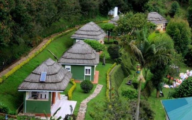 Bunyonyi Safaris Resort