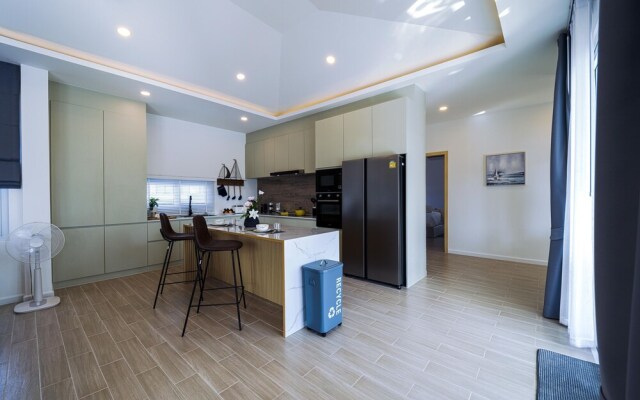 Private Modern 3 Bedroom Pool Villa- AV1