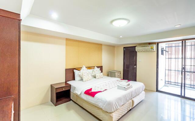 Grannylla Residence Charoenkrung
