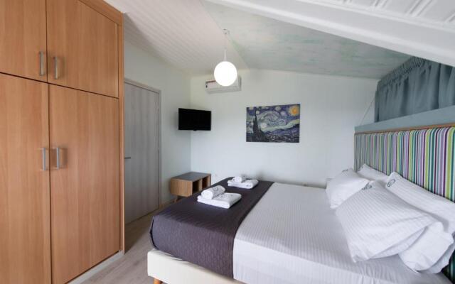 Aelia Suites