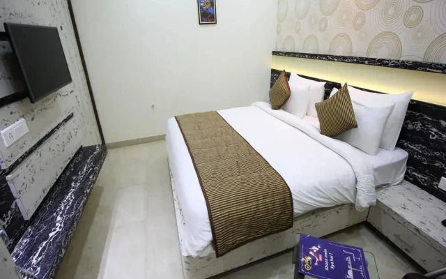 OYO 2456 Hotel Narayan Inn