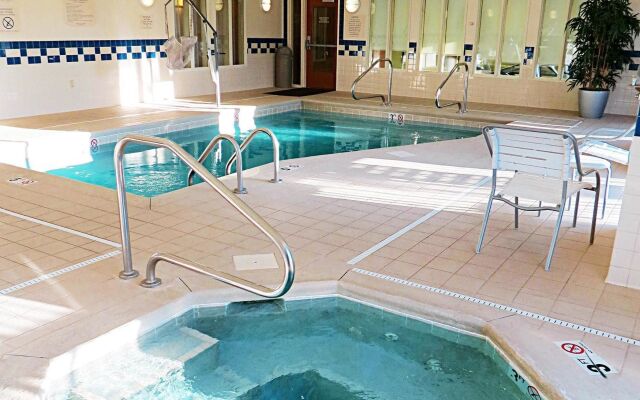 Fairfield Inn & Suites by Marriott Mt. Vernon Rend Lake