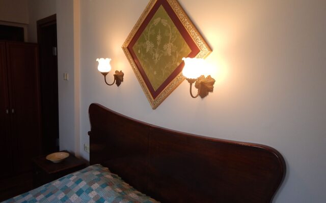 Uzum Hotel