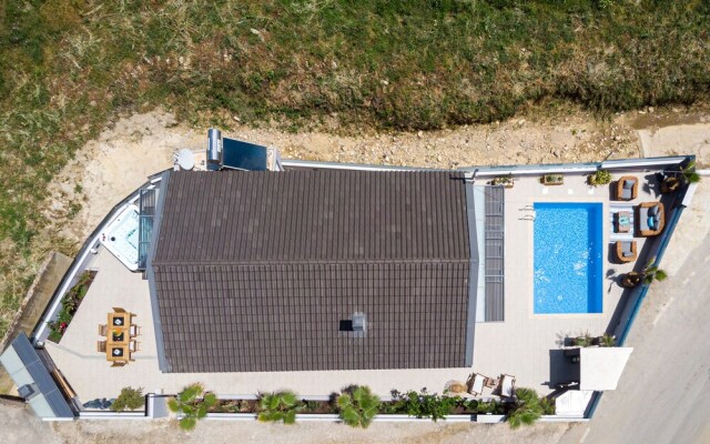 Sun Ray Beach life Villa