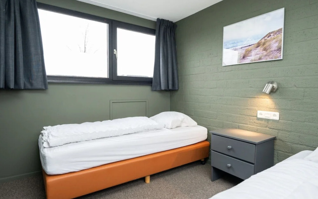 Holiday Home on Texel With Garden Terrace