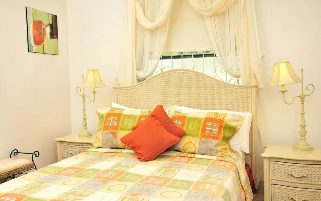 Welcome to the Unpretentious and Breezy Graceville, Steps Away From the Beach