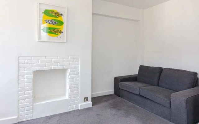 Cosy 1 Bedroom Apartment in Earlsfield, SW London