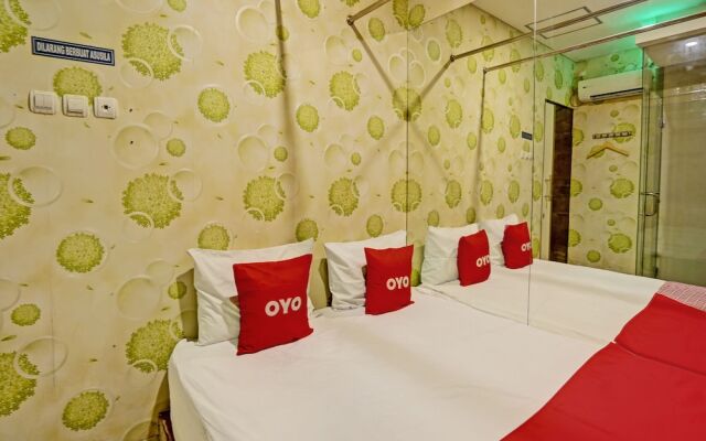 Super OYO Capital O 92633 Spring Hotel Gubeng