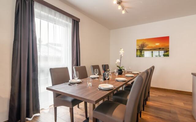 Apartment in Schladming With Balcony, Garage, Lift, Parking