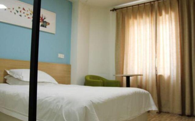 100 Inn Liangpin Hotel (Shanghai Deping Road Subway Station)