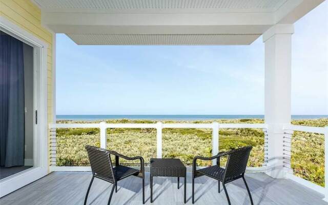 Hawks Cove - Six Bedroom Home
