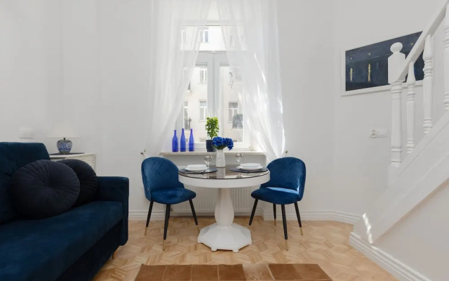 Unique Studio With Mezzanine by Renters