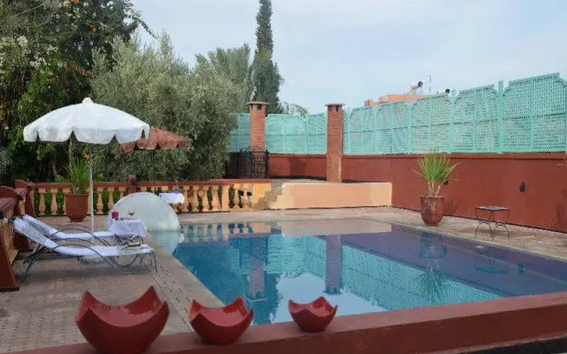 Villa Guest