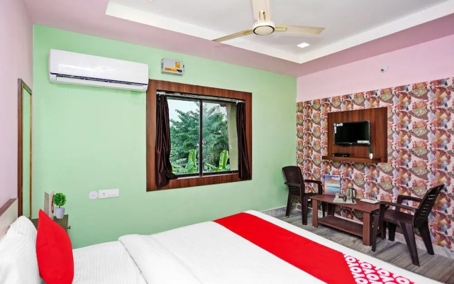 Capital O 14489 Hotel Aryan