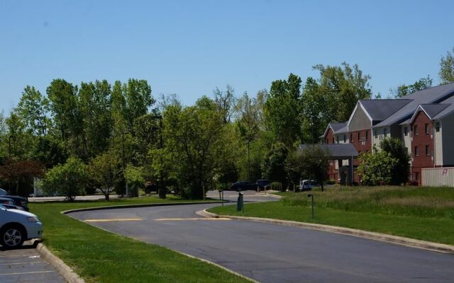 Best Western Executive Suites - Columbus East