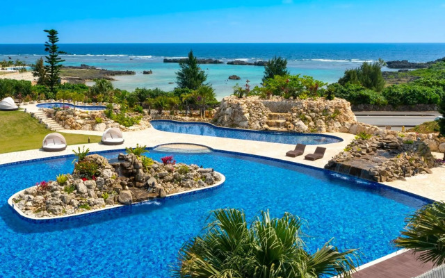 Hotel Shigira Mirage