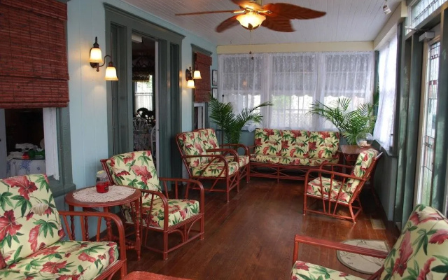 Island Guest House B&B