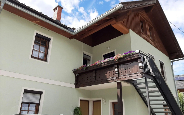 Comfortable Apartment in Kötschach-Mauthen with Sauna