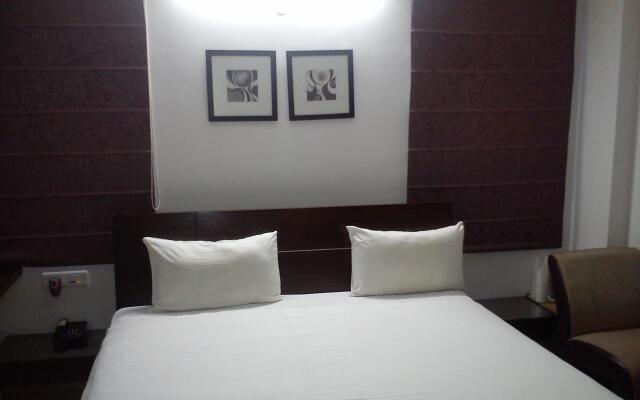 Hotel Mahesh Residency