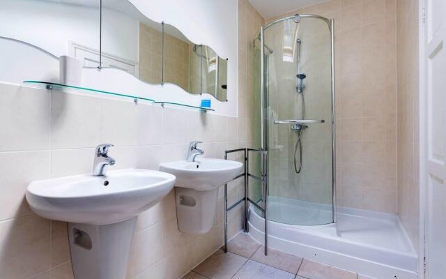 Riverside Haven in London