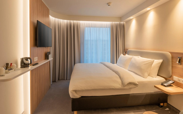 Holiday Inn Express and Suites Potsdam by IHG