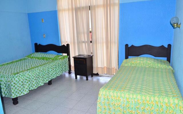 Hotel Gomez