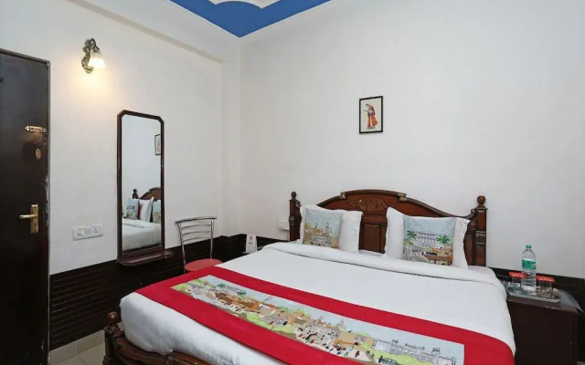 OYO 10500 Royal Awadh