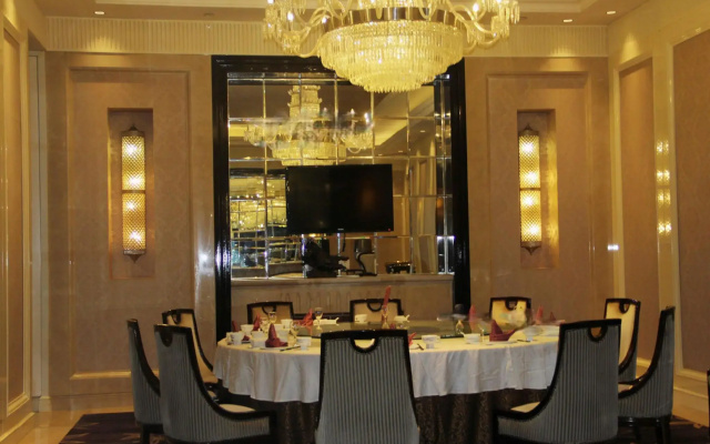 Zhongwei International Holiday Hotel
