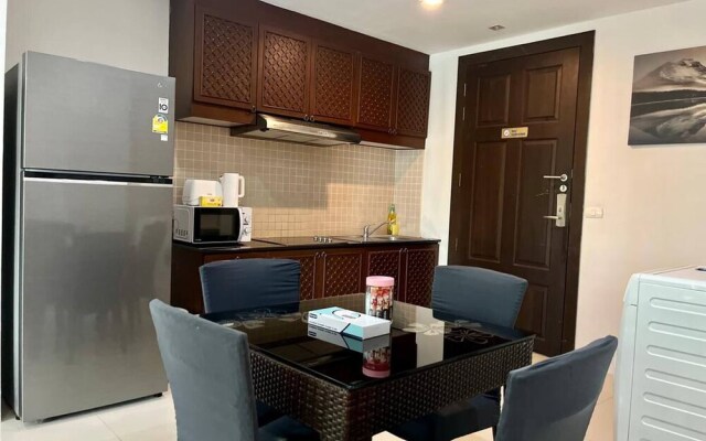 6 37 2 Bedroom 2baths 1 km Walking to Patong Beach