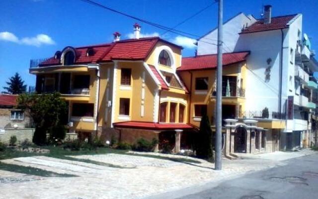 Hotel Rai Shumen