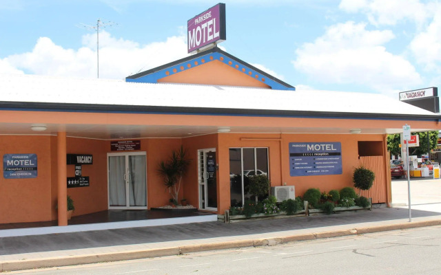 Parkside Motel