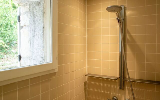 Lively Villa in Les Salelles With Private Swimmiing Pool