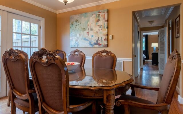 Green Hills Hideaway