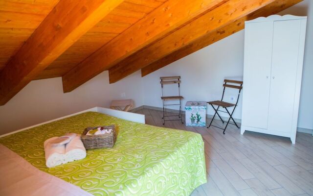 Lucky House e Il Mare in Mansarda