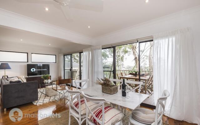 2bed Apt With Ocean Views Close to Newport Beach