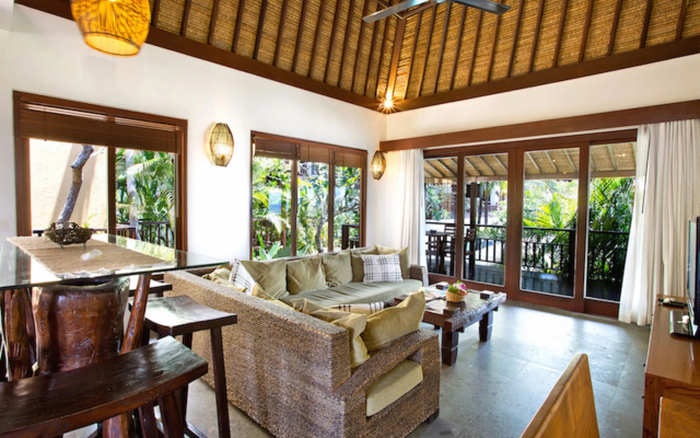 Batu Karang Lembongan Resort & Spa