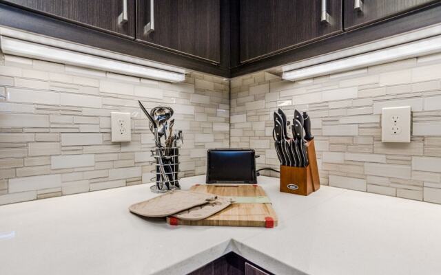 Global Luxury Suites in Downtown Atlanta