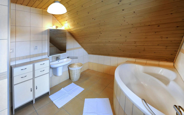 Sojka Resort - Hotel & Drevenice