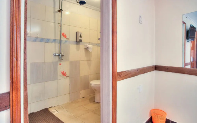 Red Buffalo House Hotel