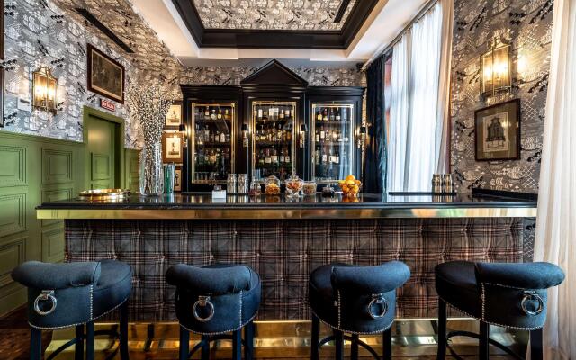 NH Collection Valencia Colón