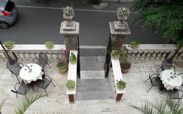Hotel Villa Antica