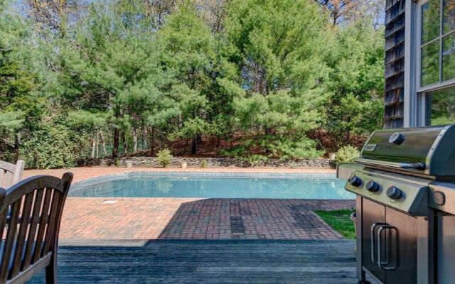 Traditional East Hampton Estate