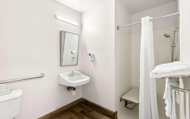 Quality Inn Merrimack - Nashua