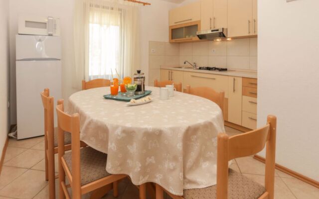 Holiday Home Villa Anita
