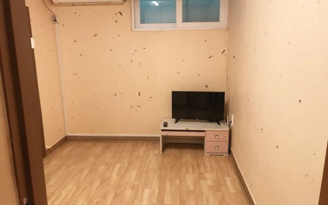 Jeonju Hanok Village Hyangchon Pension