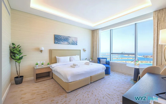 Luxurious St Regis 1 Bed Palm View