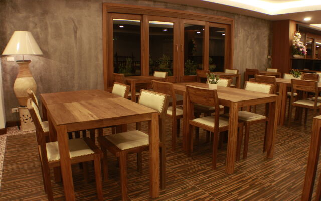 Huen Jao Ban Hotel
