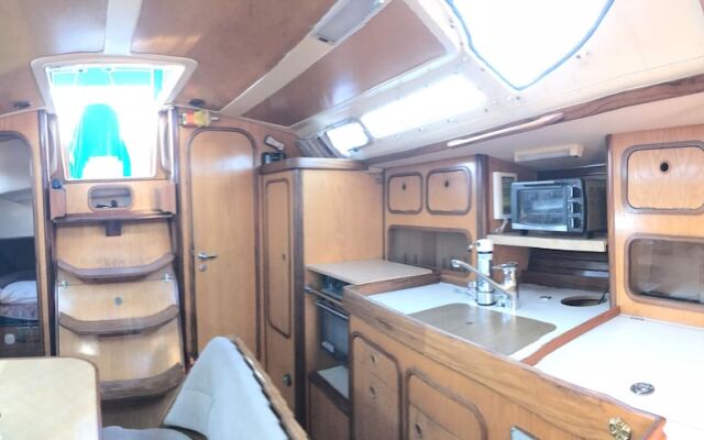 Bed & Boat Pinta 6